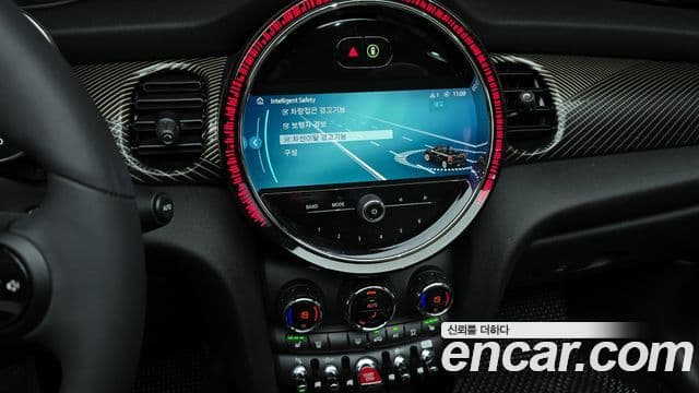 Mini Cooper S Convertible 2024 — ფოტო 14/20
