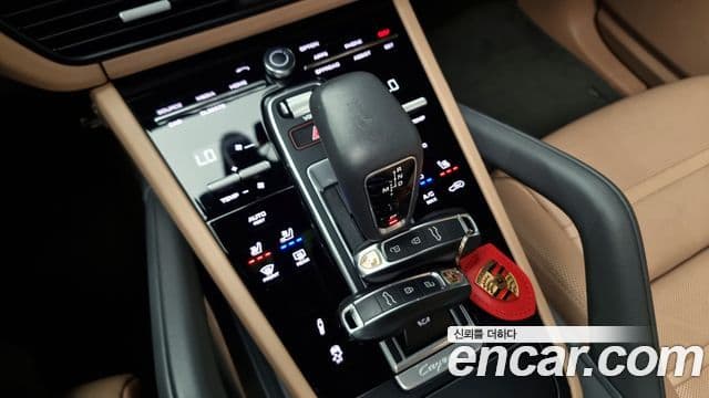 Porsche Cayenne 2020 — фото 9 из 20