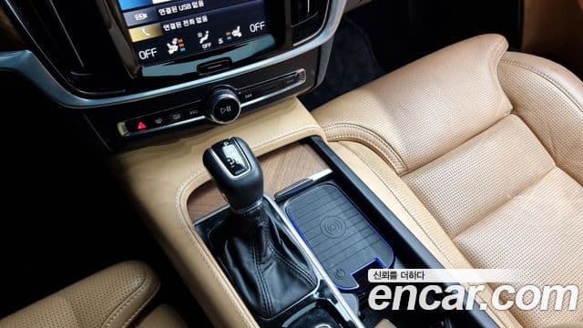 Volvo S90 2020 — ფოტო 9/20