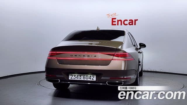 Genesis G90 2022 — ფოტო 14/20