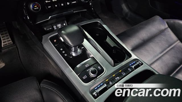 Kia Stinger 2020 — Şəkil 11/20