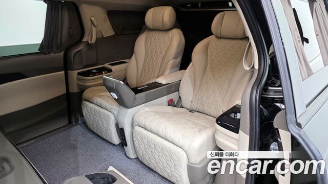 Kia Carnival 2024 — Şəkil 11/20