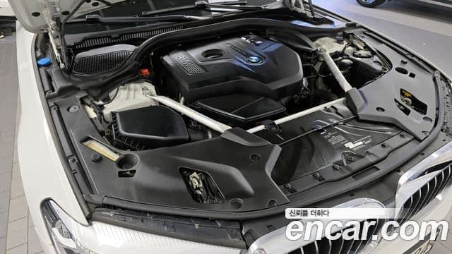BMW 5 Series 2018 — фото 6 из 20