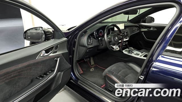 Kia Stinger Meister 2021 — ფოტო 14/20