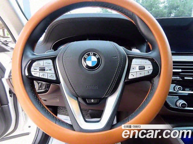 BMW 5 Series 2021 — ფოტო 11/20