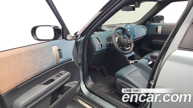 Mini Cooper S Countryman 2024 — фото 10 из 20