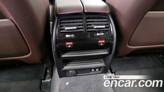 BMW 5 Series 2020 — Şəkil 19/20