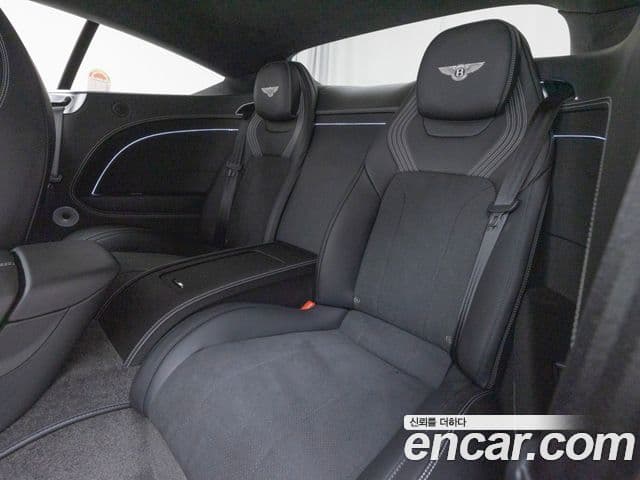 Bentley Continental GT 2024 — Şəkil 7/19