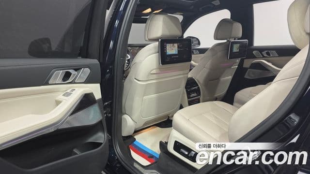 BMW X7 2021 — ფოტო 12/20