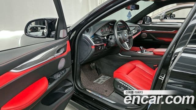 BMW X6 2018 — фото 10 из 20