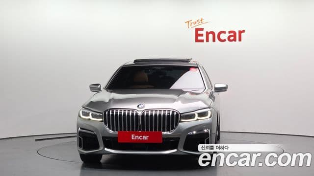 BMW 7 Series 2021 — Photo 16/20