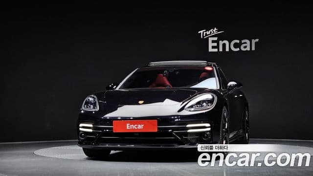 Porsche Panamera 2021 — фото 2 из 19