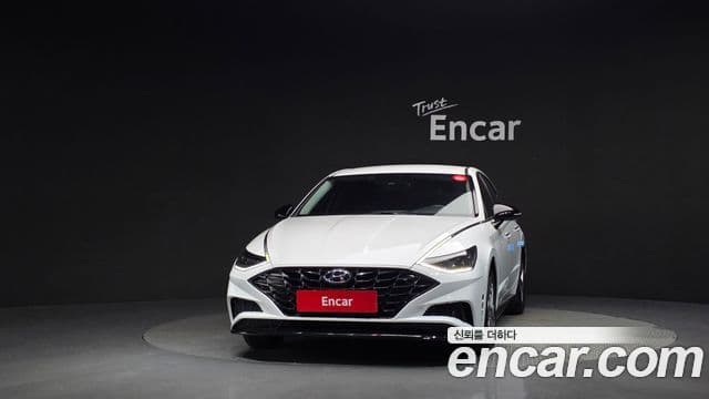 Hyundai Sonata Hybrid 2022 — Şəkil 18/20