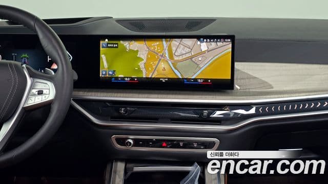 BMW X7 2022 — Şəkil 14/20