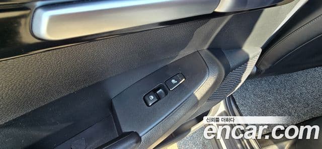 Kia Seltos 2022 — Şəkil 16/20