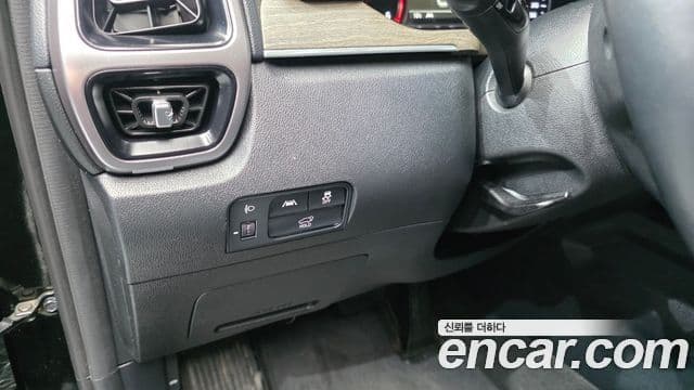 Kia Sorento 2021 — ფოტო 14/20