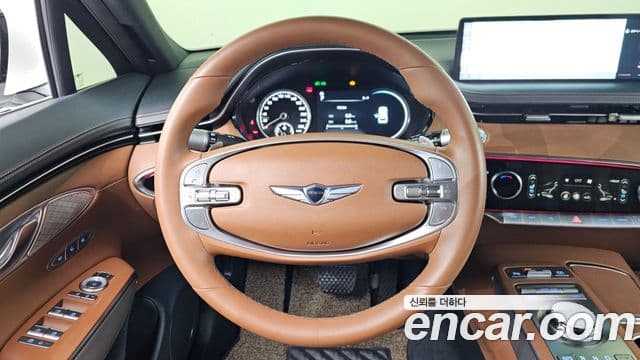 Genesis GV70 2021 — фото 14 из 20