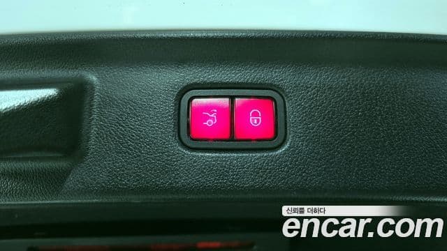 Mercedes-Benz S-Class 2021 — Photo 8/20