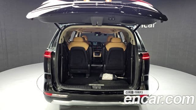 Kia Carnival 2020 — ფოტო 20/20