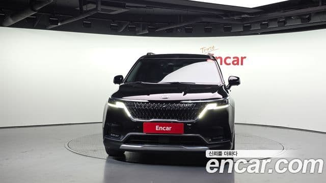 Kia Carnival 2020 — ფოტო 3/20