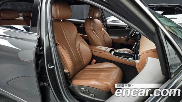 Genesis Electrified G80 2020 — Şəkil 10/20
