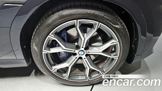 BMW X6 2022 — ფოტო 5/20
