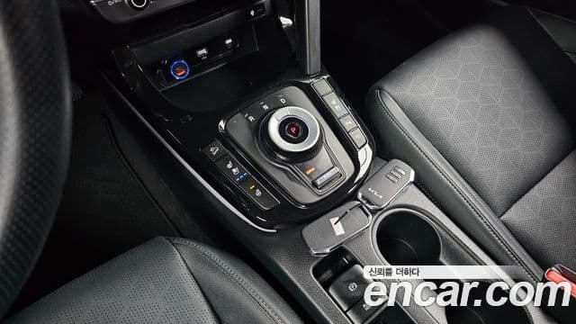 Kia Seltos 2025 — Şəkil 9/20