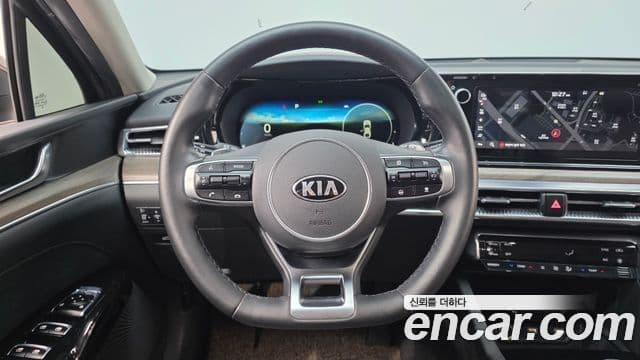 Kia K5 2020 — Фото 13/20