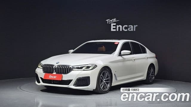 BMW 5 Series 2022 — Şəkil 1/20