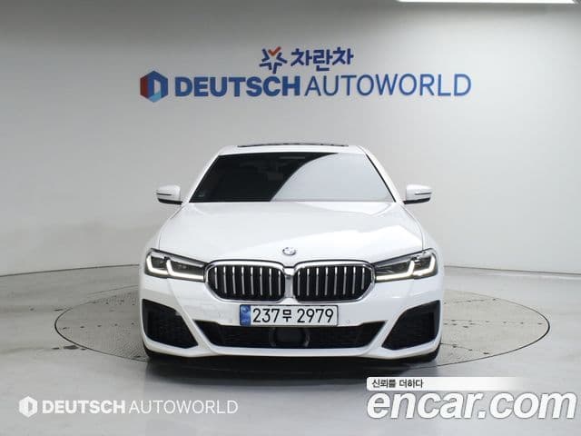 BMW 5 Series 2022 — ფოტო 11/20