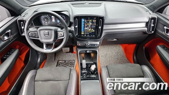 Volvo XC40 2020 — фото 6 из 19