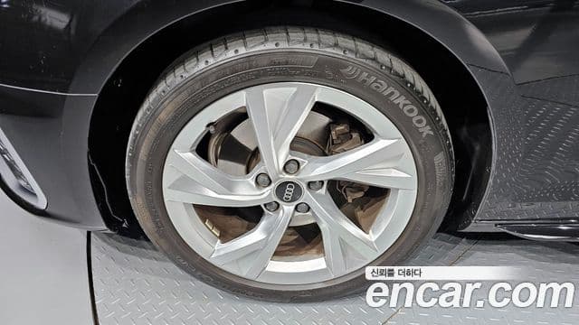 Audi A4 2021 — фото 5 из 20