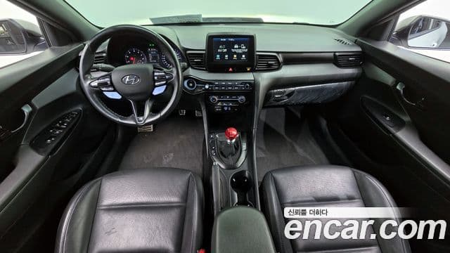 Hyundai Veloster 2019 — ფოტო 7/20