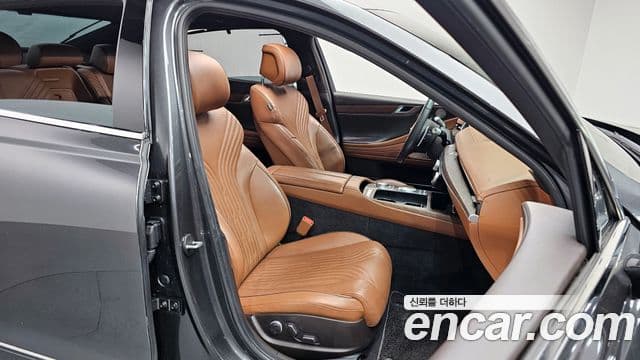 Genesis Electrified G80 2021 — Şəkil 12/20