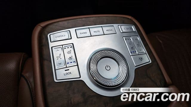 Genesis Electrified G80 2021 — Şəkil 17/20