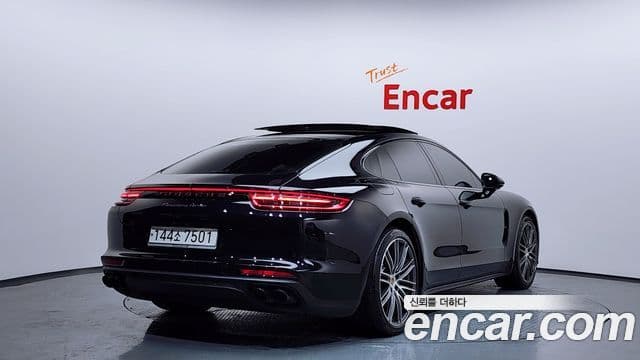 Porsche Panamera 2020 — фото 2 из 20