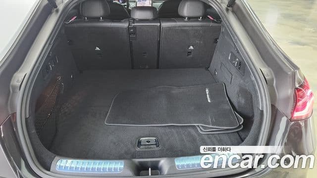 Mercedes-Benz GLC-Class 2023 — Şəkil 17/19