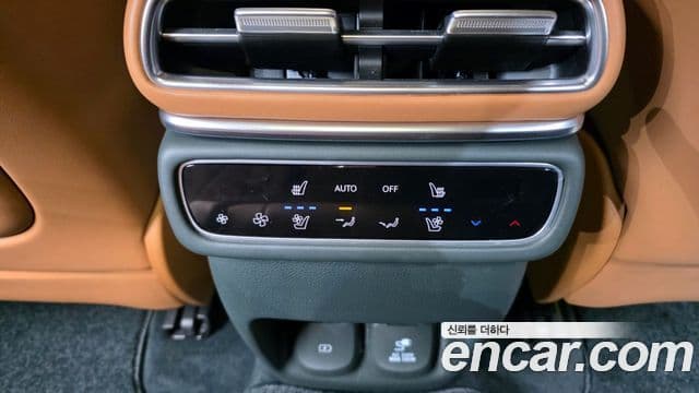 Genesis GV80 2023 — Şəkil 19/20