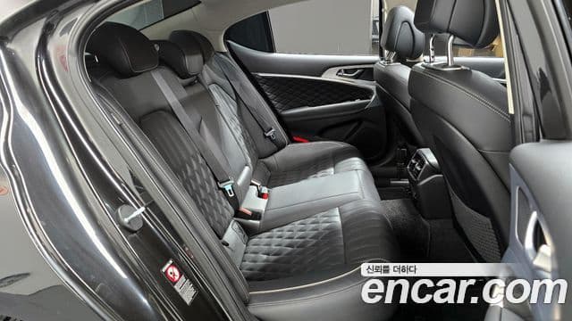 Genesis G70 2019 — Şəkil 12/20
