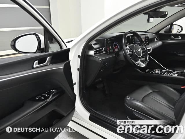 Kia K5 2020 — фото 11 из 20