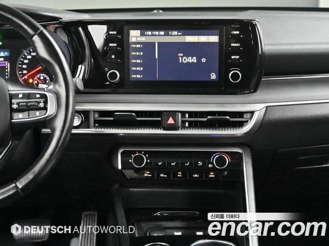 Kia K5 2020 — фото 14 из 20