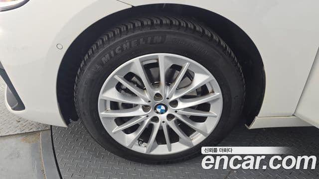 BMW 2 Series Active Tourer 2019 — Şəkil 4/20