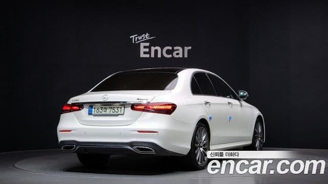 Mercedes-Benz E-Class 2021 — Şəkil 1/20