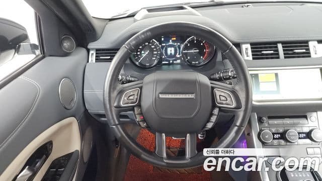 Land Rover Range Rover Evoque 2019 — ფოტო 13/20