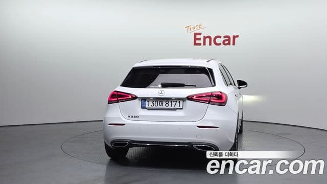 Mercedes-Benz A-Class 2022 — Şəkil 1/20