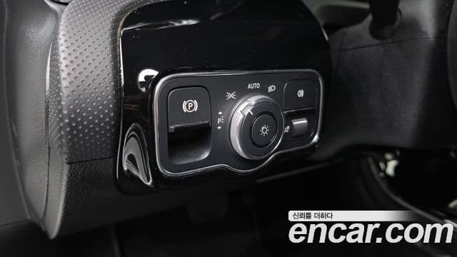 Mercedes-Benz A-Class 2022 — Şəkil 14/20