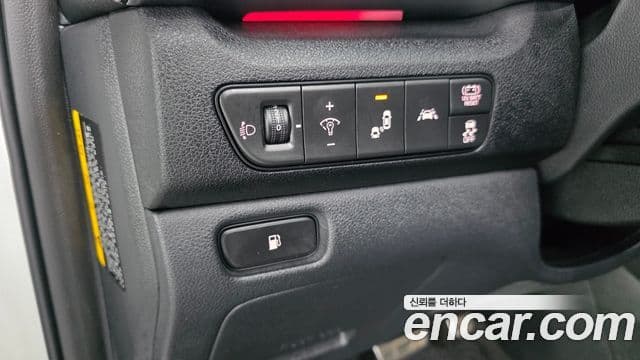 Kia Niro 2020 — Фото 13/20