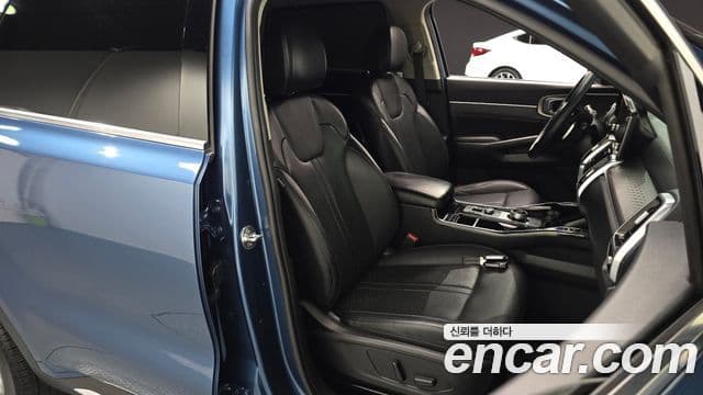 Kia Sorento 2020 — фото 10 из 20