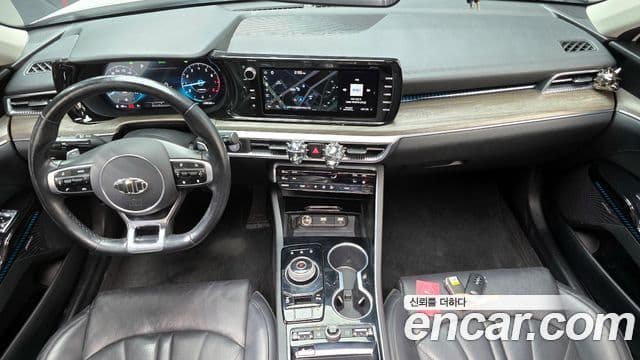 Kia K5 2020 — ფოტო 7/20
