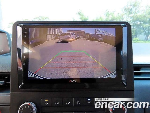 Hyundai Staria 2024 — фото 16 из 20